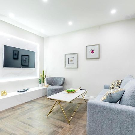 Modern Pet-Friendly Chinatown Apartment Toronto Eksteriør bilde