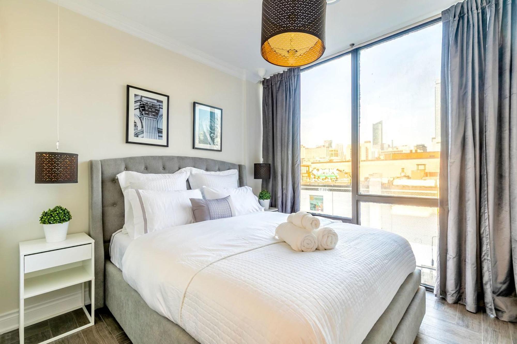 Modern Pet-Friendly Chinatown Apartment Toronto Eksteriør bilde